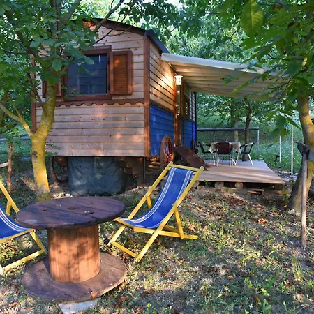 Alleluja & Glamping * Pellegrino Parmense