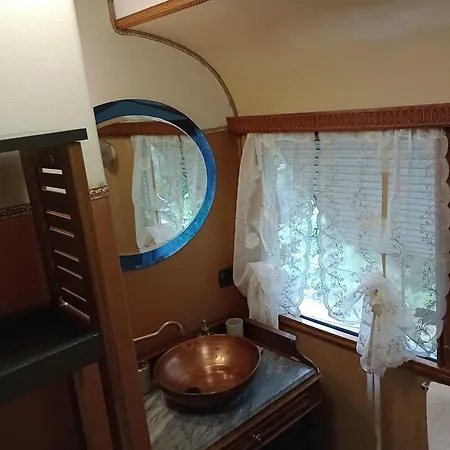 Alleluja & Glamping Gospodarstwo wiejskie Pellegrino Parmense
