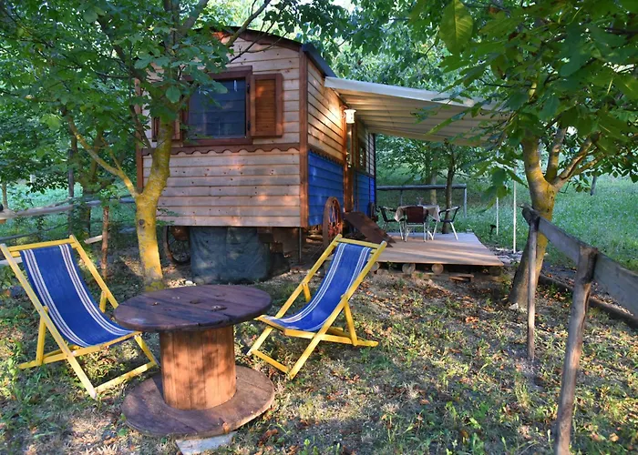 Alleluja & Glamping * Pellegrino Parmense